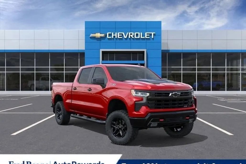 2026 Chevrolet Silverado 1500 LT Trail Boss photo 1