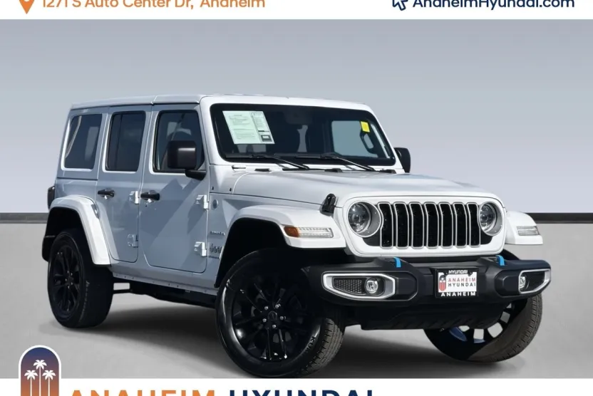 2024 Jeep Wrangler Sahara 4xe photo 1