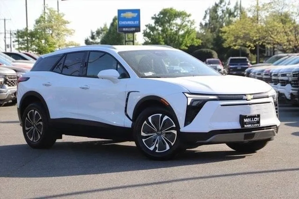 2024 Chevrolet Blazer EV photo 1