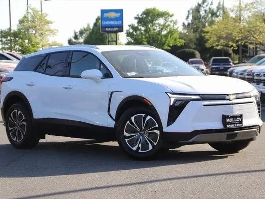 2024 Chevrolet Blazer EV photo 1