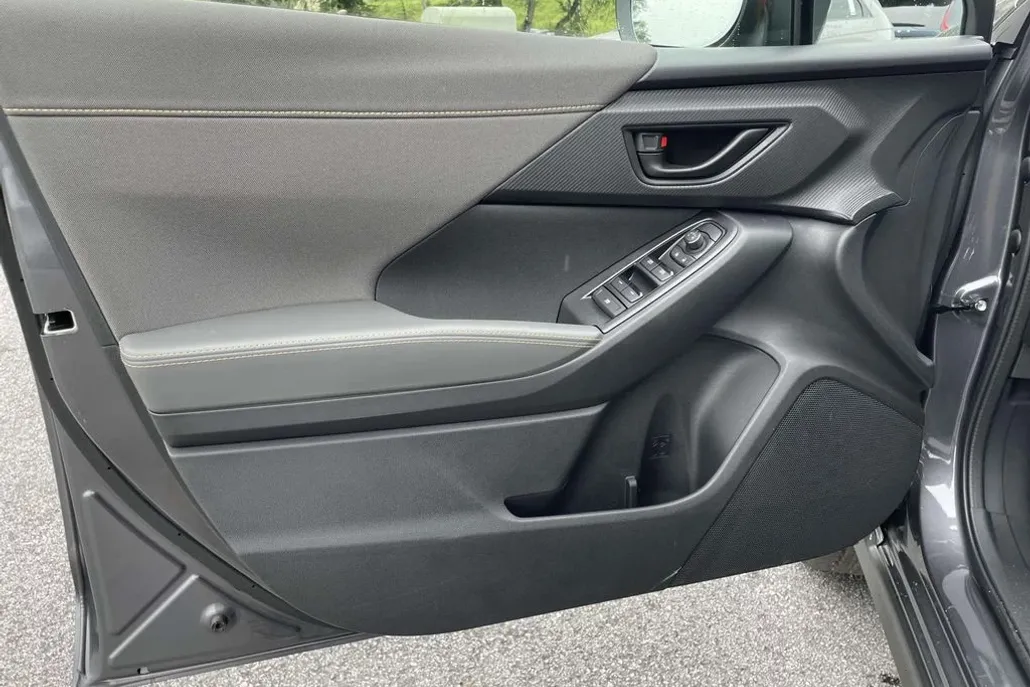 2025 Subaru Crosstrek Sport photo 1