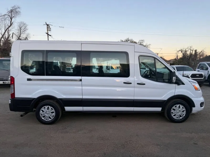 2022 Ford Transit XLT photo 1