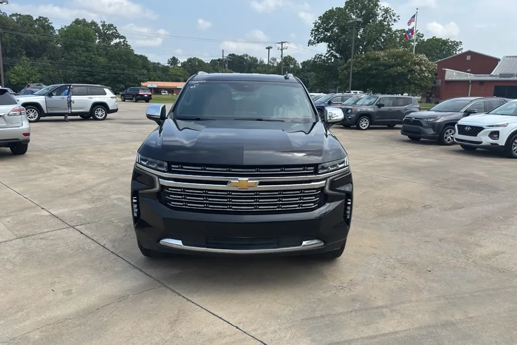 2023 Chevrolet Tahoe Premier photo 1