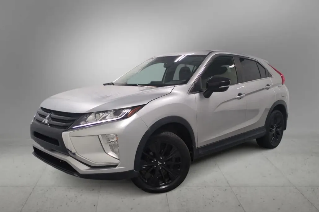 2018 Mitsubishi Eclipse Cross LE photo 1