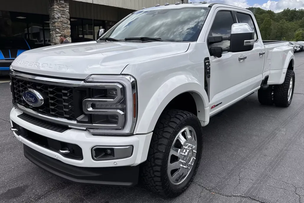 2024 Ford F-450 Limited photo 1