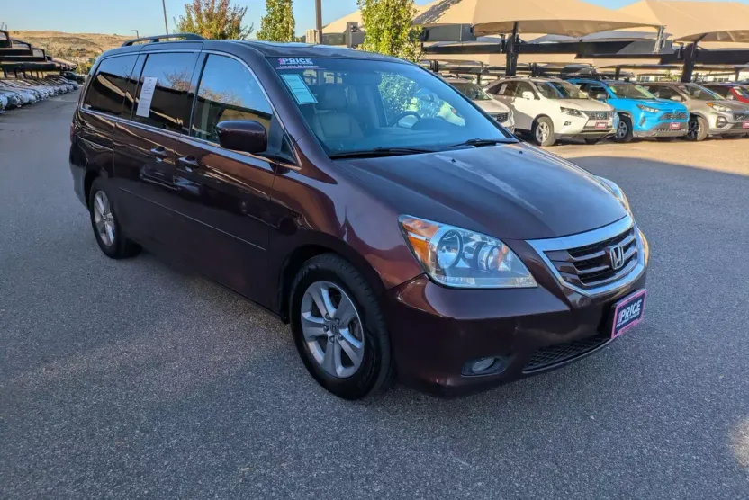 2009 Honda Odyssey Touring photo 1