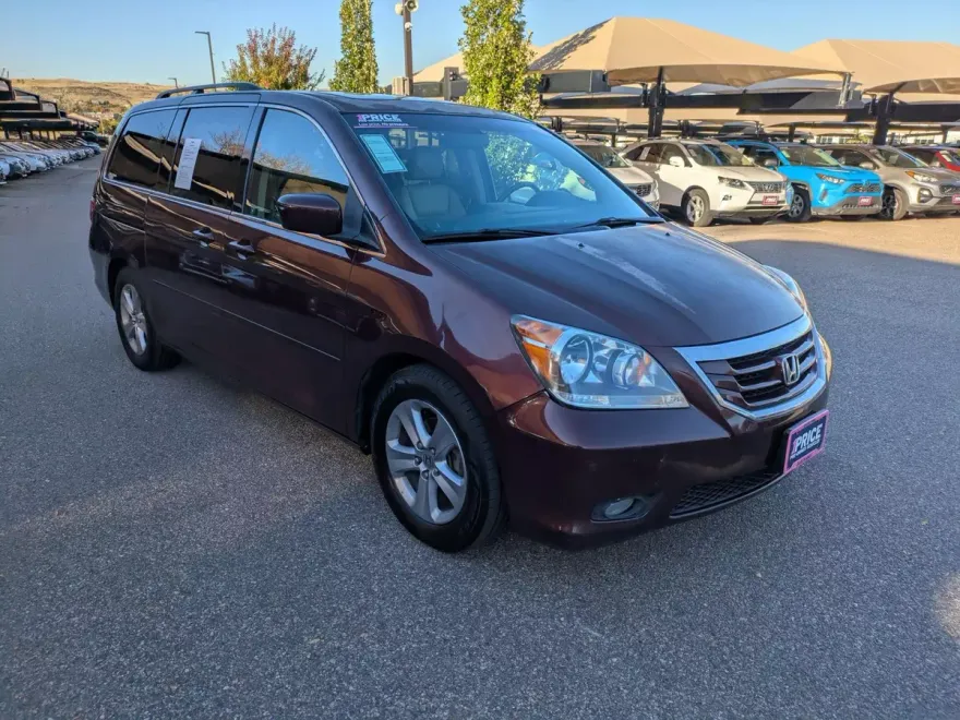2009 Honda Odyssey Touring photo 1