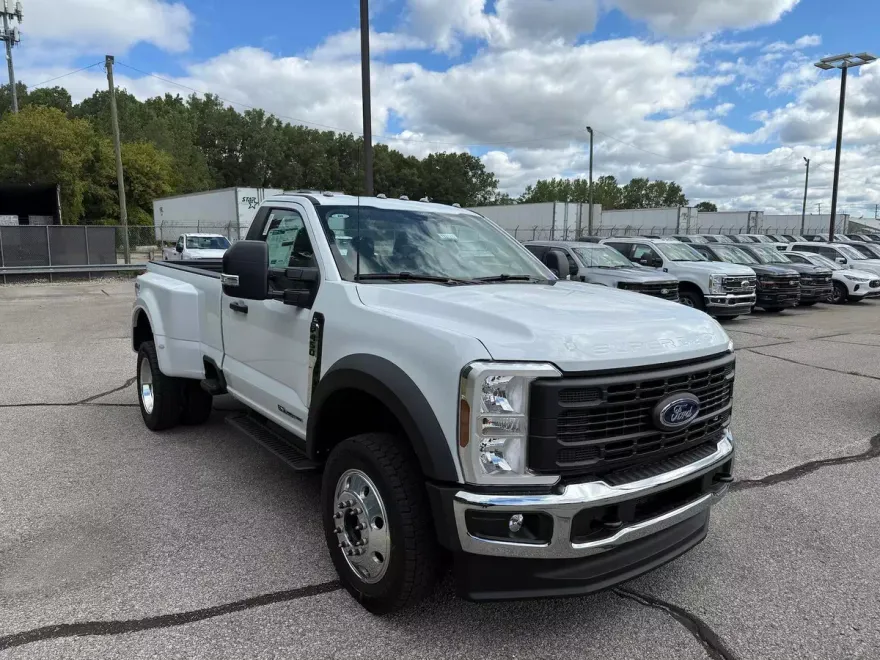 2026 Ford F-450 XL photo 1