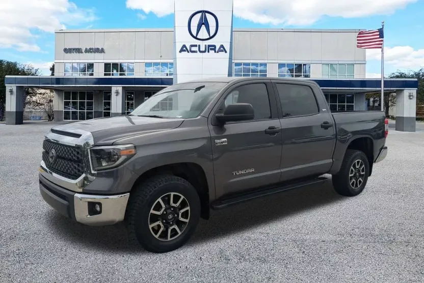 2021 Toyota Tundra SR5 photo 1