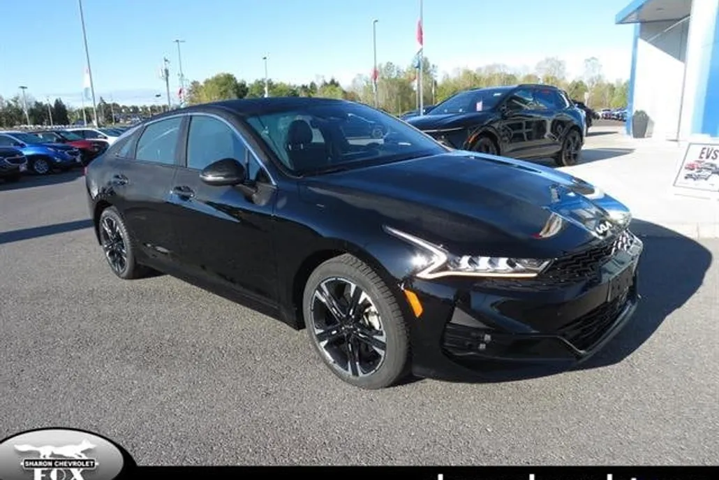 2024 Kia K5 GT-Line photo 1