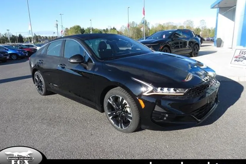 2024 Kia K5 GT-Line photo 1
