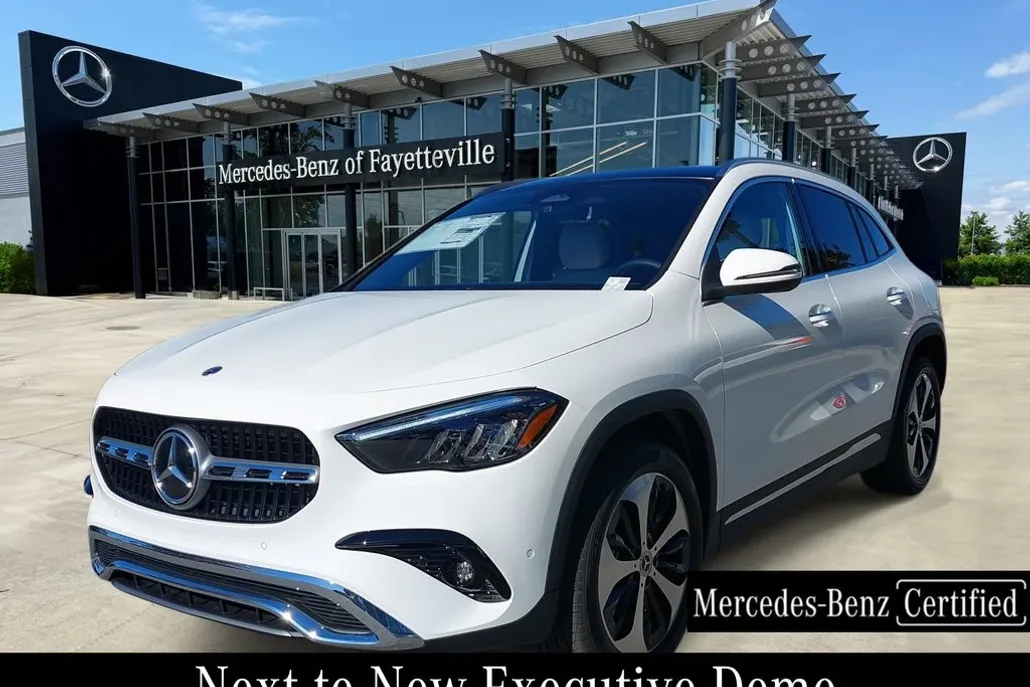 2025 Mercedes Benz GLA 250 photo 1