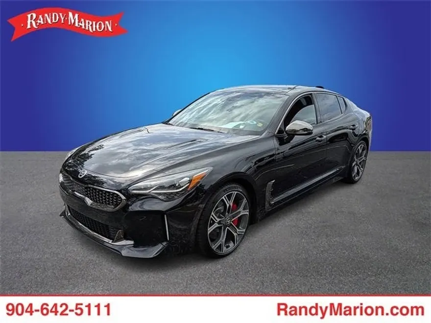 2018 Kia Stinger GT2 photo 1