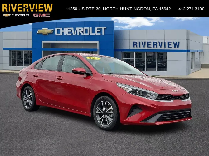 2022 Kia Forte LXS photo 1
