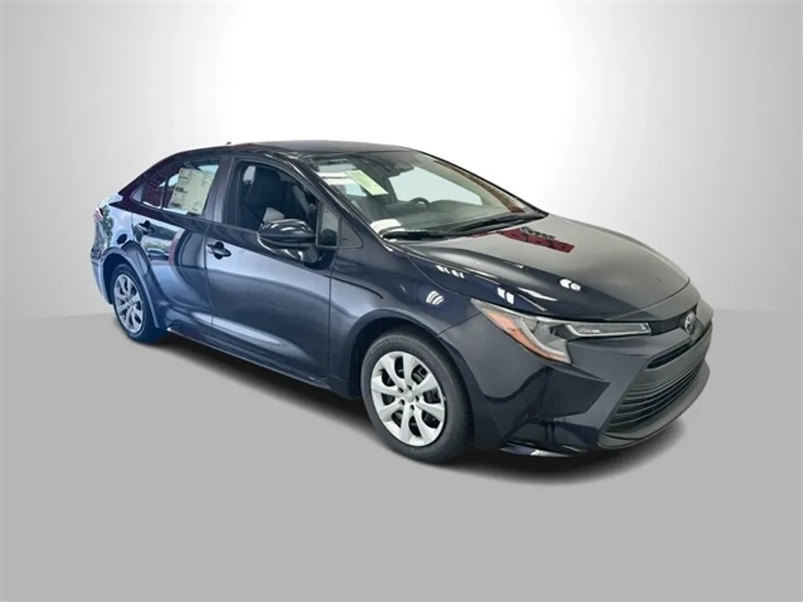 2023 Toyota Corolla LE photo 1
