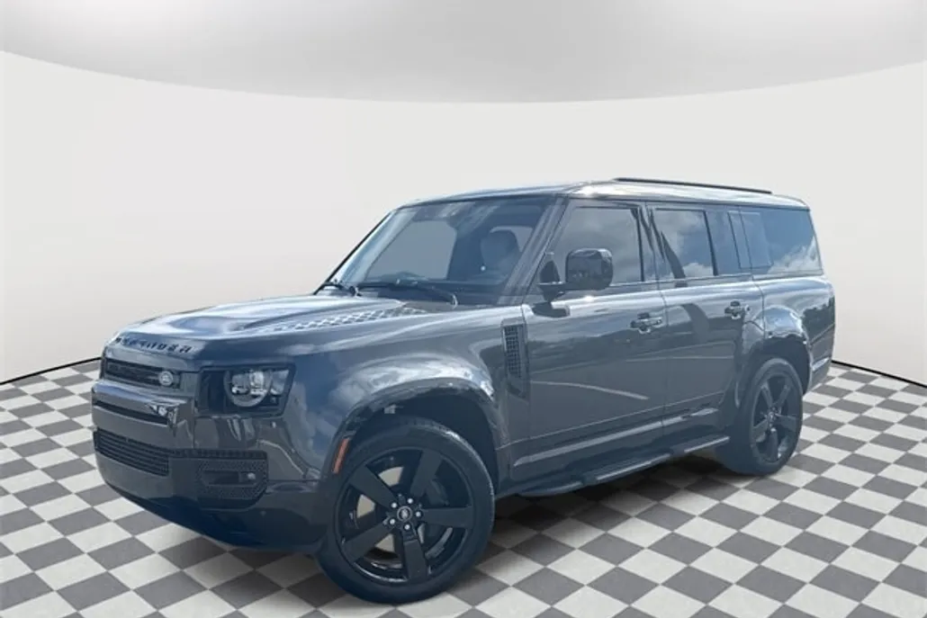 2025 Land Rover Defender 130 X-Dynamic SE photo 1