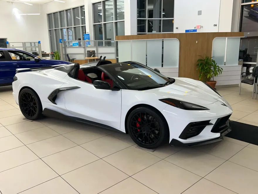 2024 Chevrolet Corvette Stingray 3LT photo 1