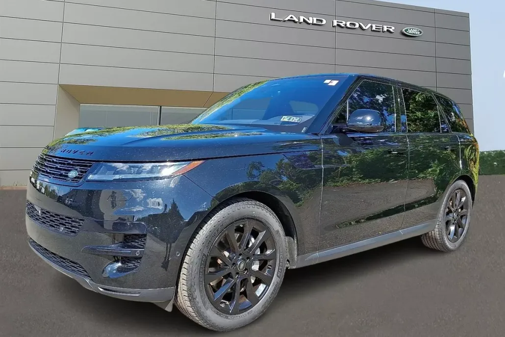 2023 Land Rover Range Rover Sport SE photo 1