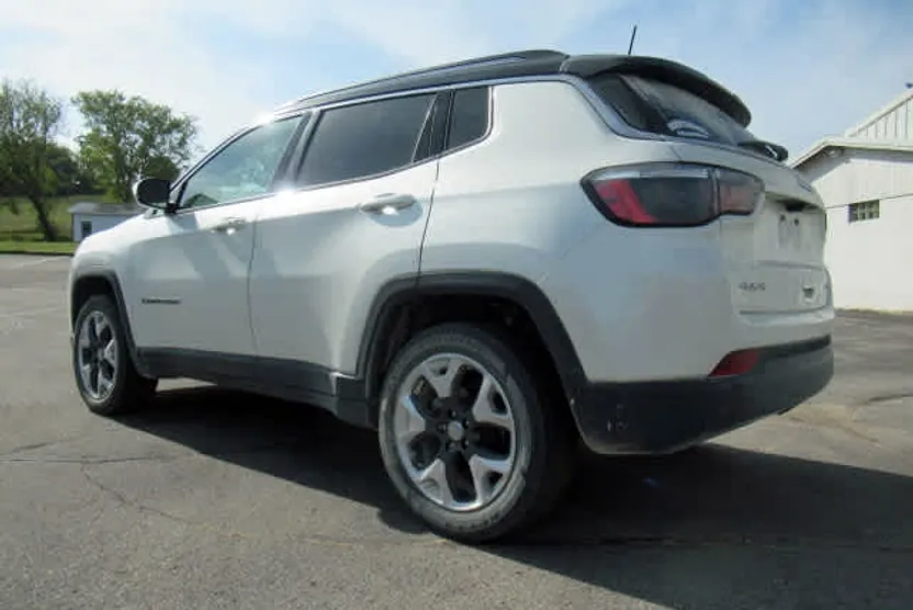 2018 Jeep Compass Limited photo 1
