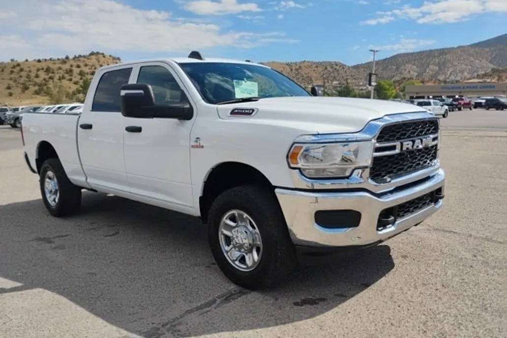 2024 Ram 3500 Tradesman photo 1