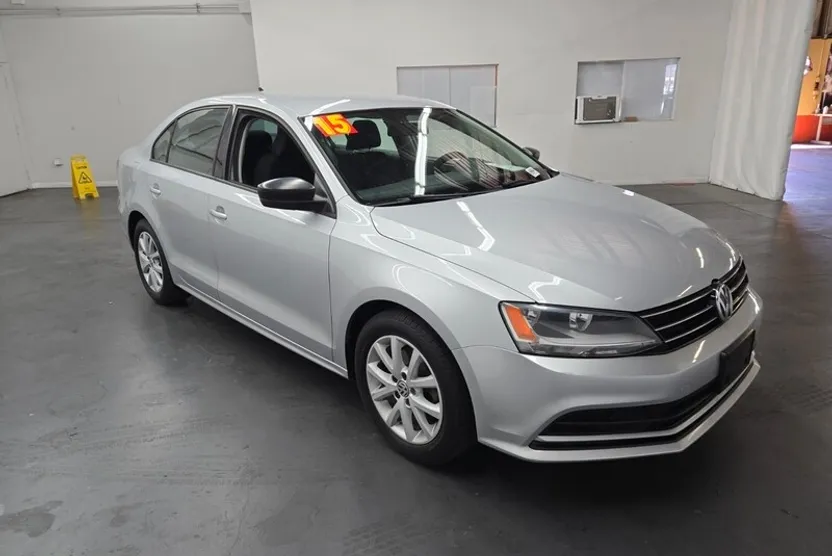 2015 Volkswagen Jetta SE Sport photo 1