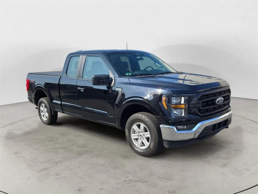 2023 Ford F-150 XL photo 1
