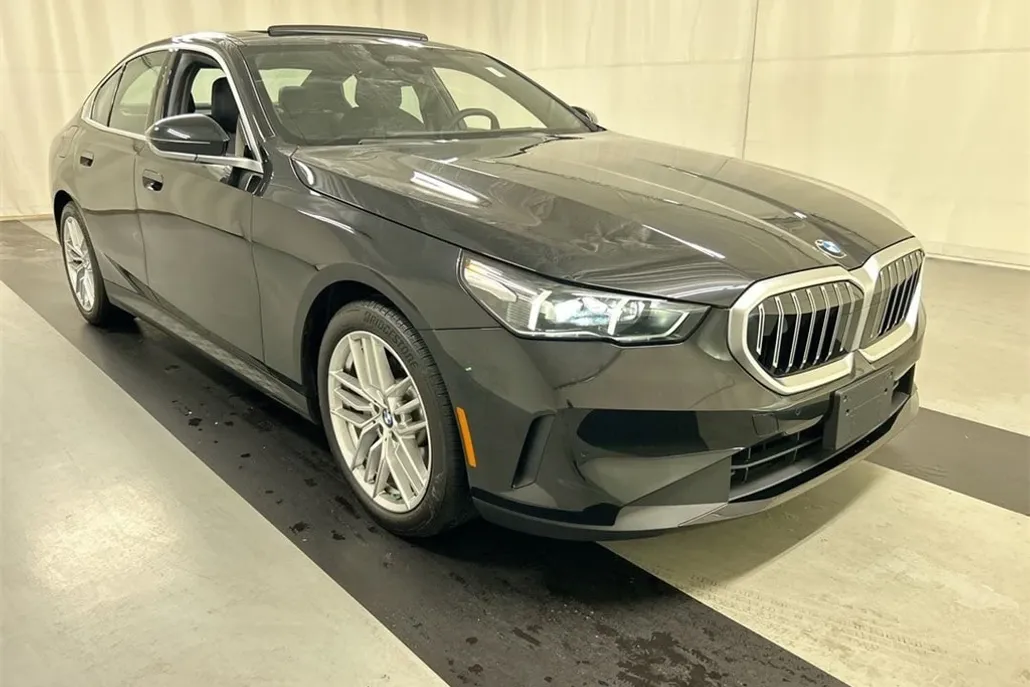 2024 Bmw 530i photo 1