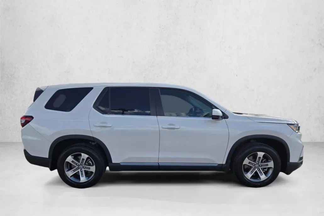 2025 Honda Pilot EX-L photo 1