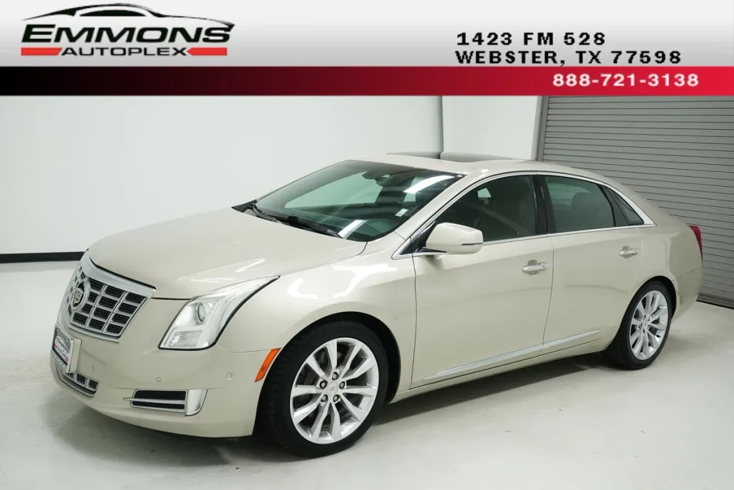 2015 Cadillac XTS Luxury photo 1