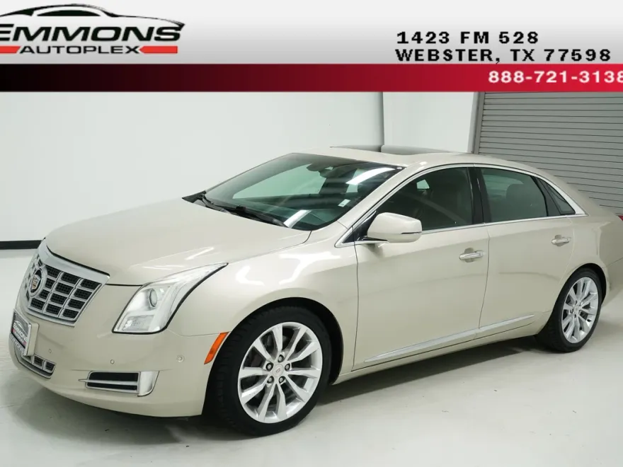 2015 Cadillac XTS Luxury photo 1