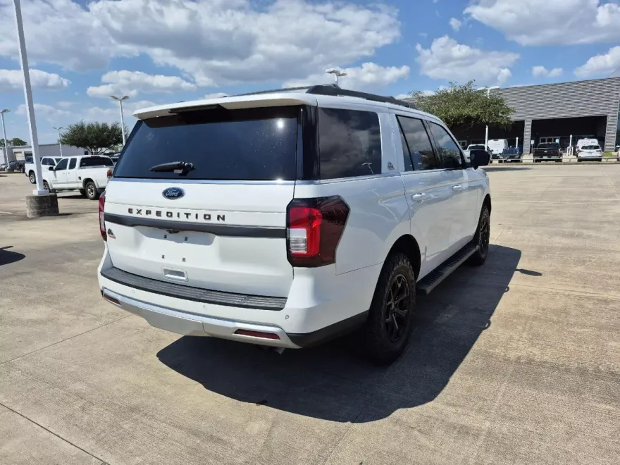 2022 Ford Expedition Timberline photo 1