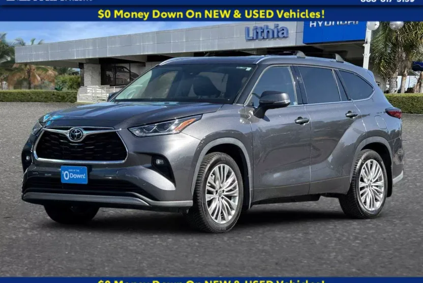 2022 Toyota Highlander Platinum photo 1