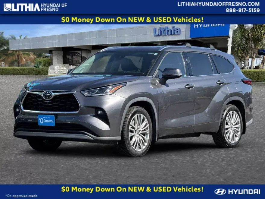2022 Toyota Highlander Platinum photo 1