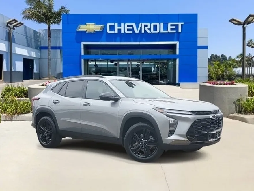 2025 Chevrolet Trax ACTIV photo 1