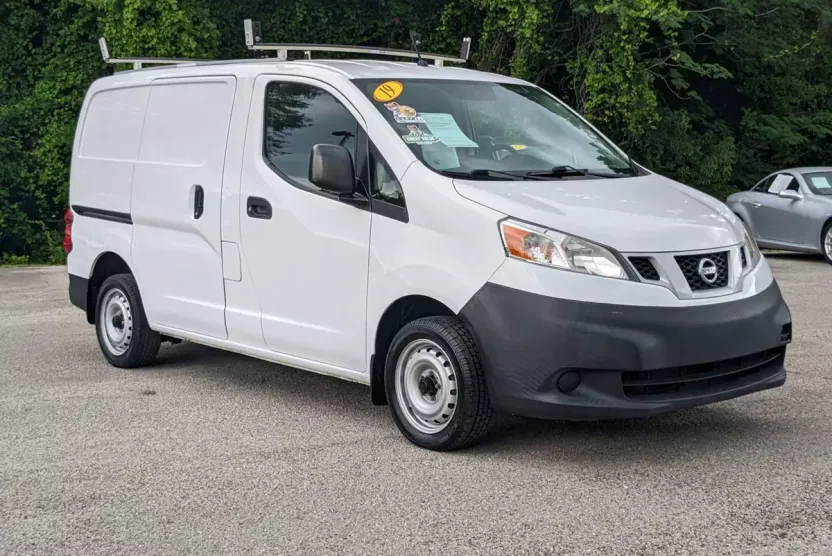 2019 Nissan NV200 S photo 1