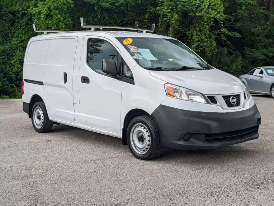 2019 Nissan NV200 S photo 1