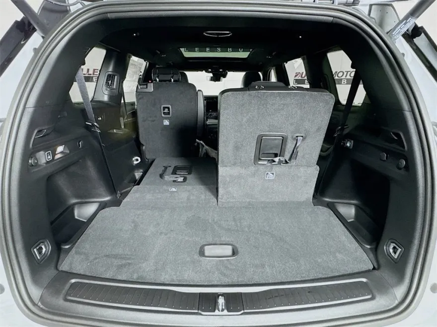 2025 Jeep Grand Cherokee Limited photo 1