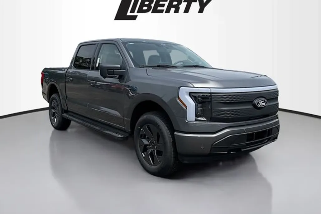 2025 Ford F-150 Lightning photo 1