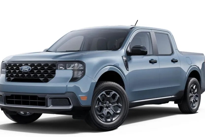 2025 Ford Maverick XLT photo 1