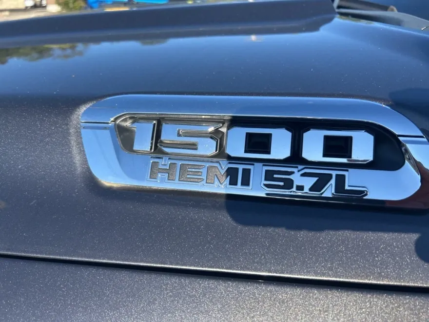 2020 Ram 1500 Limited photo 1