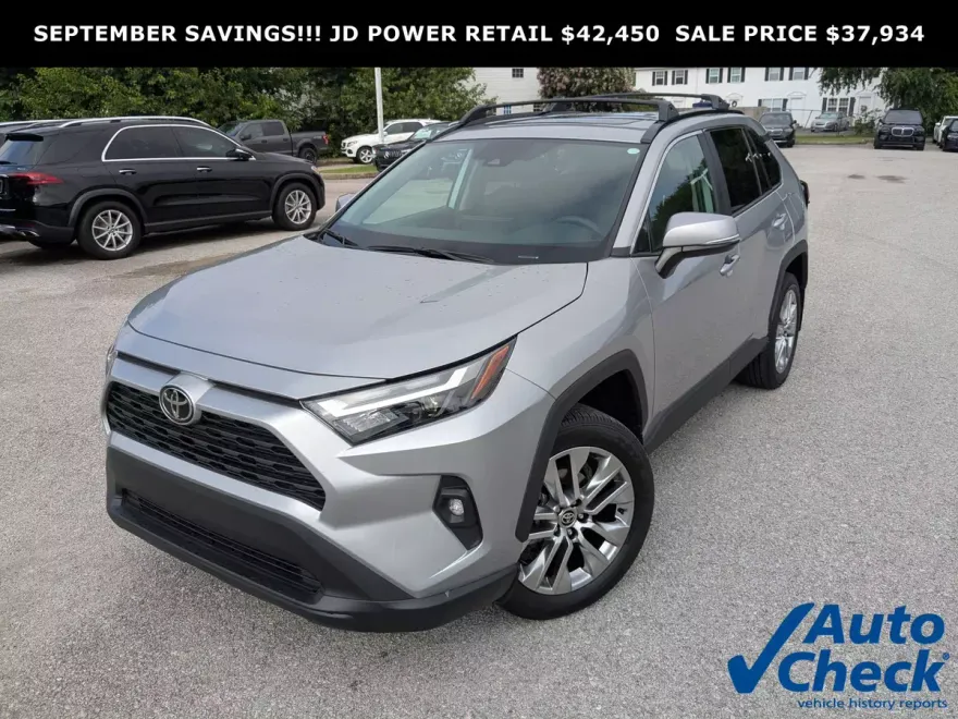 2025 Toyota RAV4 XLE Premium photo 1