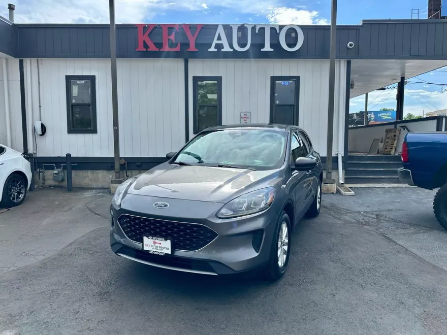 2022 Ford Escape SE photo 1