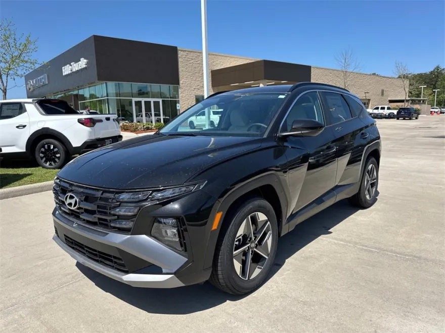 2025 Hyundai Tucson SEL photo 1