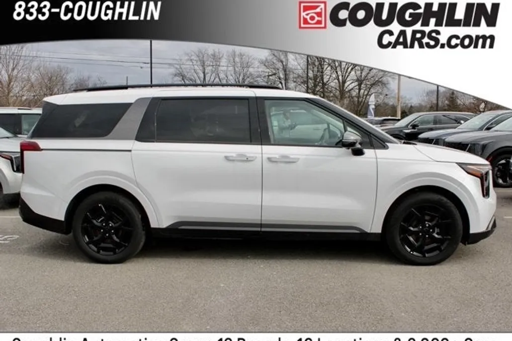 2025 Kia Carnival SX Prestige photo 1