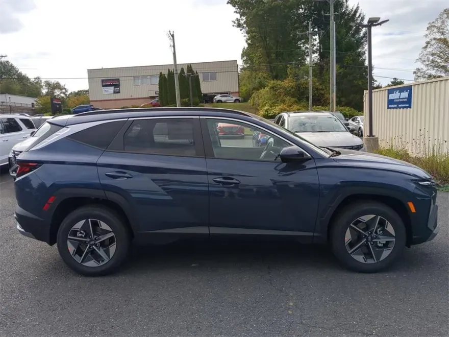 2026 Hyundai Tucson SEL photo 1