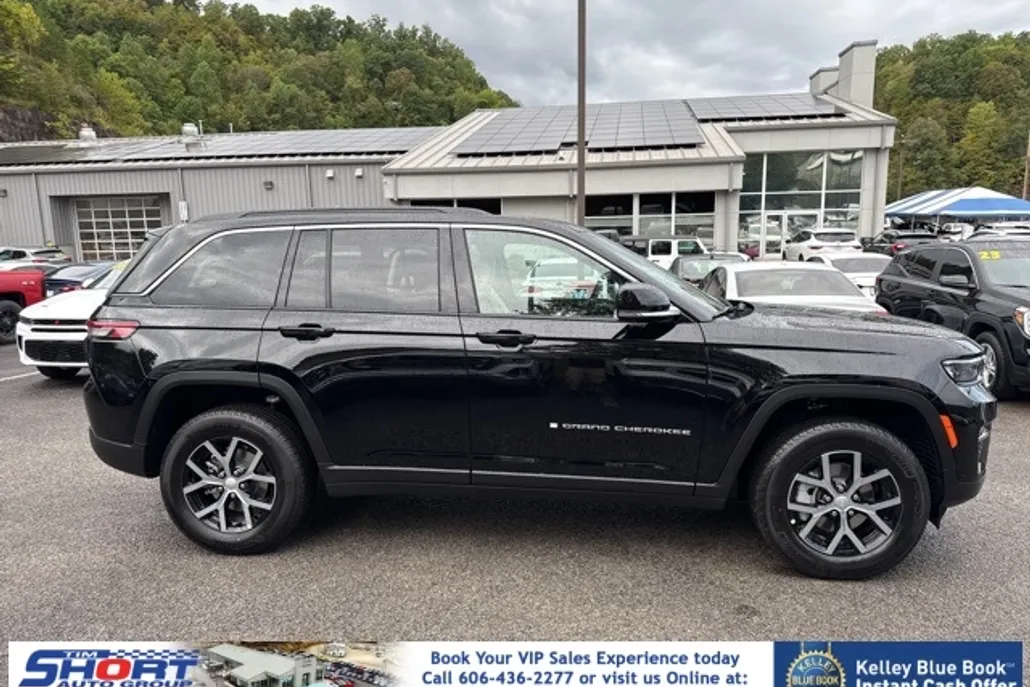 2025 Jeep Grand Cherokee Limited photo 1
