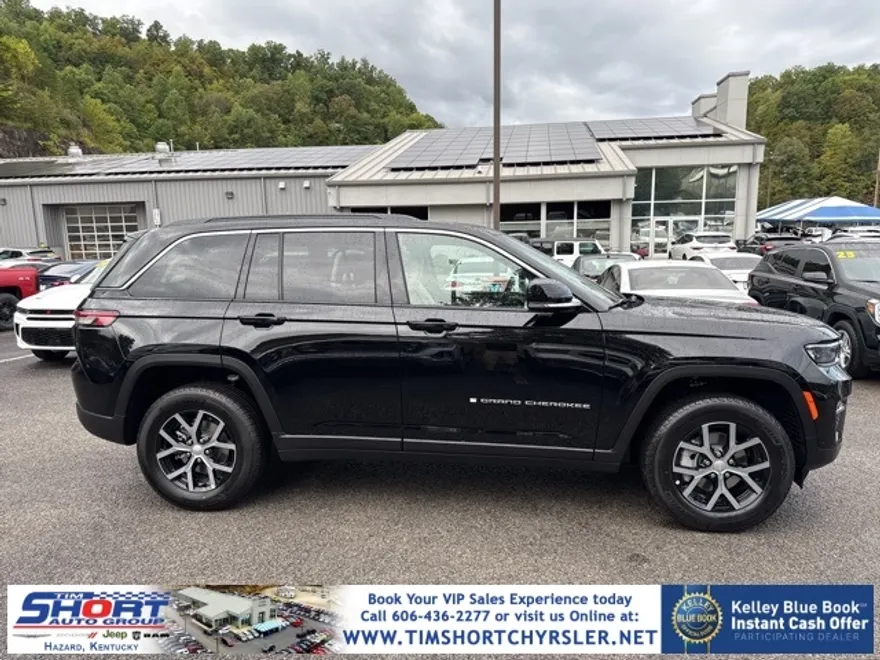 2025 Jeep Grand Cherokee Limited photo 1