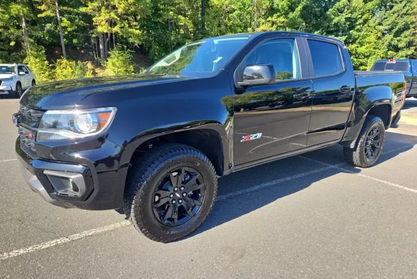 2022 Chevrolet Colorado Z71 photo 1