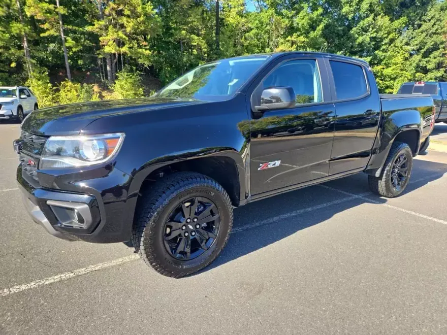 2022 Chevrolet Colorado Z71 photo 1