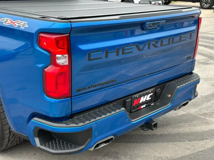 2022 Chevrolet Silverado 1500 LTZ photo 1